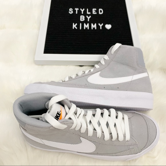 🦋 NIKE Blazer Mid 77 Vintage Grey Sneakers New - Picture 2 of 5